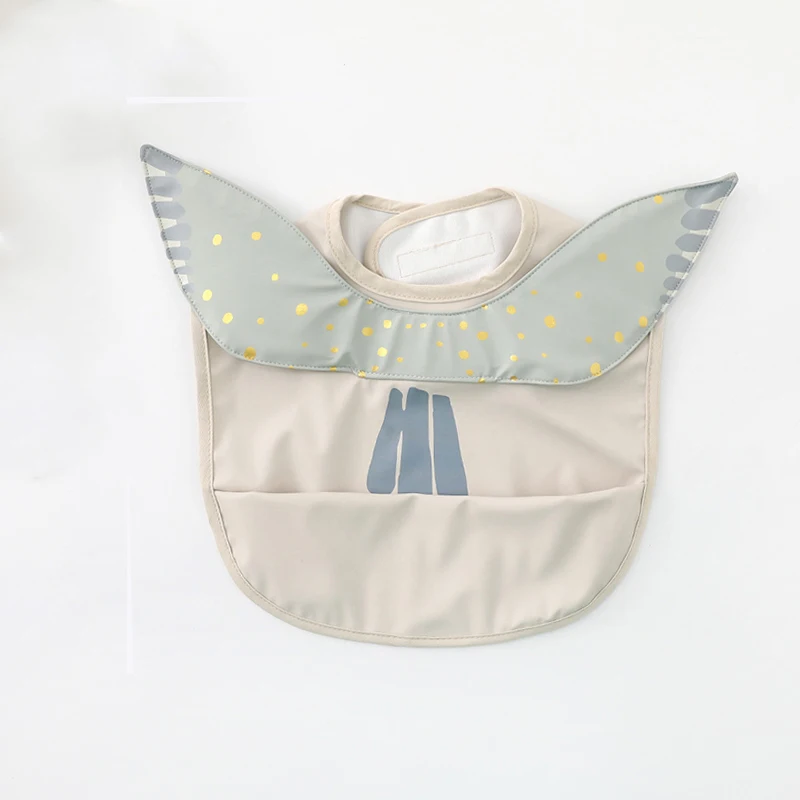 Baby Animal Shape Bibs Infant Toddler Burp Cloth Feeding Accessory Waterproof Washable Apron Tableware