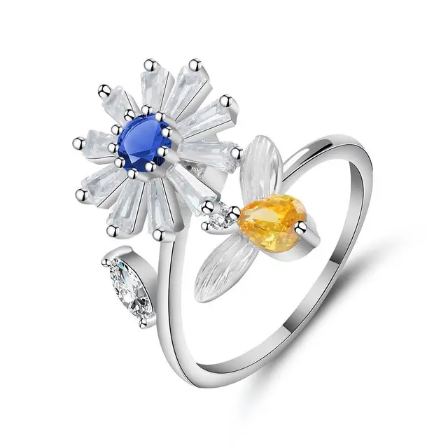 New Daisy Flower Elegant Opening Ring Women Adjustable Wedding Party Engagement Finger Rings Statement Jewelry Gift 2