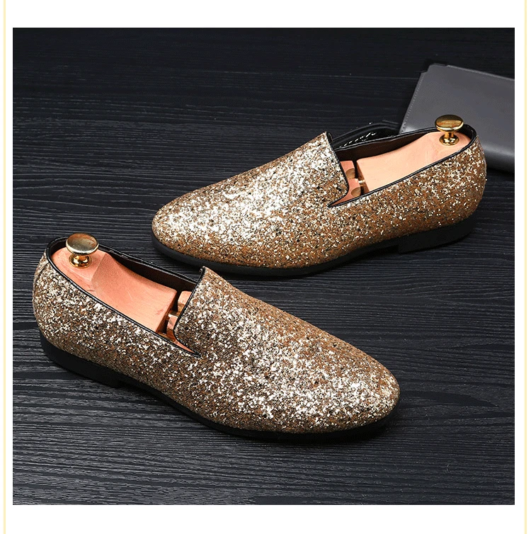 Европа Bling плоские кожаные туфли Стразы модные Для мужчин s Лоферы Туфли под платье Для мужчин Повседневное со стразами обувь с острым носком цвета: золотистый, Серебристый#33