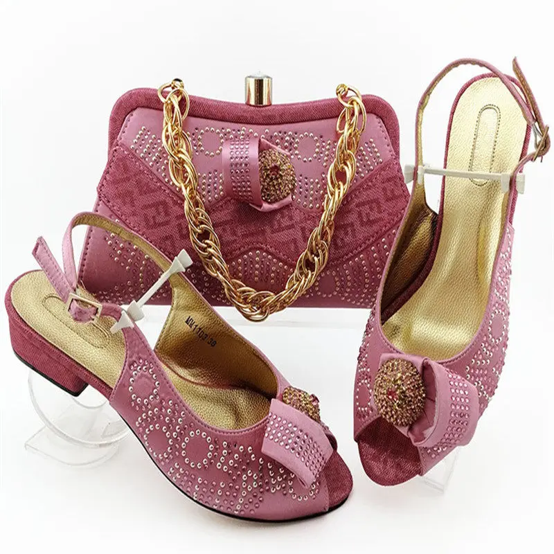 MM1103 PINK