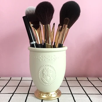 

High Grade Plastic Box Emboss Makeup Brush Organizer For Cosmetics Desktop Grocery Storage Tube