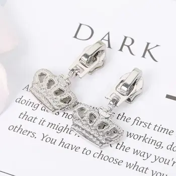 

10Pcs/Set 10Pcs/Set 10mm Universal Metal DIY Fix Zipper Puller Repair Kit Steel Color Tiara Crown Shape Replacement Slider Tools