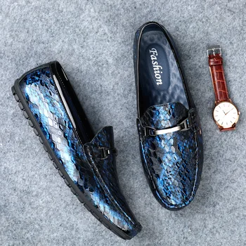 

Hot Men Original Leather Shoes Red Blue Loafers Shoe For Mens Slip On Lazy Shoes Men Handmade Men Shoe Anti-Slip Drive Footwear