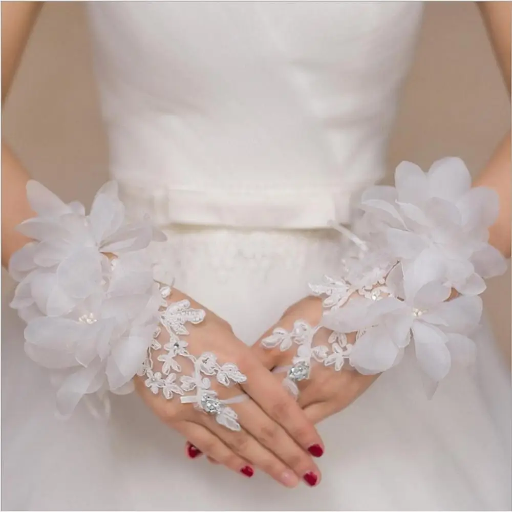Short Paragraph Rhinestone Bridal Wedding Gloves Wedding dress gloves Wedding sleeve accessories