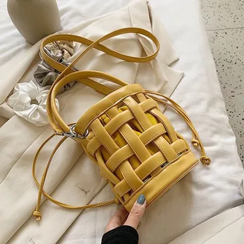 

Cutout Design Small PU Leather Bucket Bags For Women 2020 New Solid Color Fashion Wild Crossbody Shoulder Bags Female Handbags