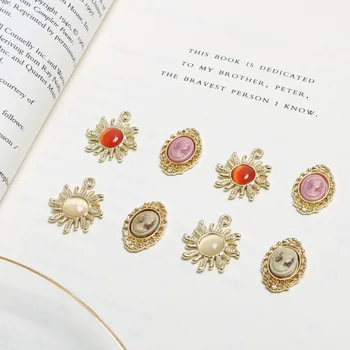 

Vintage Vintage Beauty Head Sun Cat Eye Stone Alloy Pendant DIY Handmade Jewelry Earrings Accessories Material