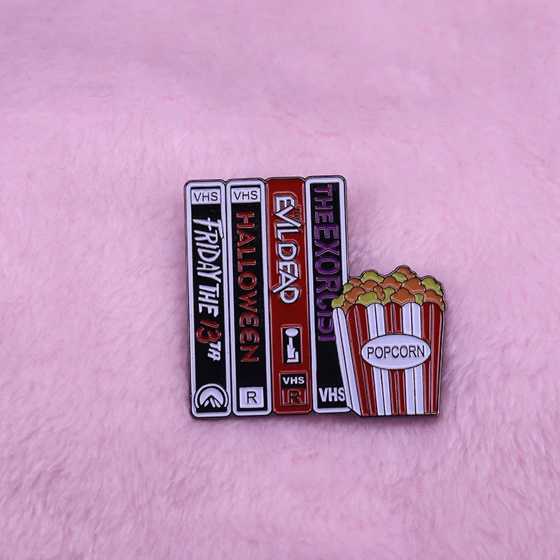 VHS и popcorn lover pin Хэллоуин пятница 13 злые мертвецы экзорист Ретро Чилл фильм