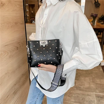 

rivet PU leather High quality women's Shoulder Messenger Bag bags for women 2020 bolsa feminina crossbody bags for women
