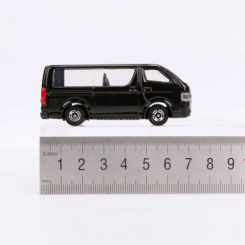 Такара Tomy Tomica 113 Тойота HIACE черный металлический литой автомобиль 1: 64 модель игрушечной машины игрушки для детей коллекционные Новые