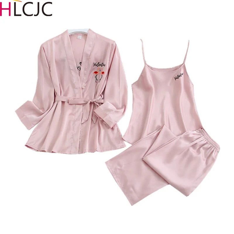 Женский пижамный комплект из 3 предметов топ на бретельках с вышивкой фламинго