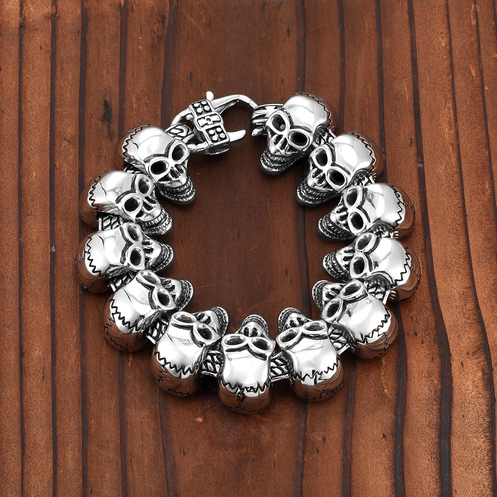 European And American Punk Style Titanium Steel 12 Skulls Super Domineering Men's Stainless Steel Bracelet Jewelry - Image 2