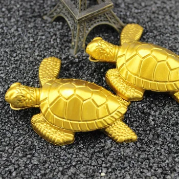 

2020 Creative Gold Tortoise Lighters Refillable Butane Gas Cigarette Lighter Sea Turtle Ornaments Fire Gift For Smokers