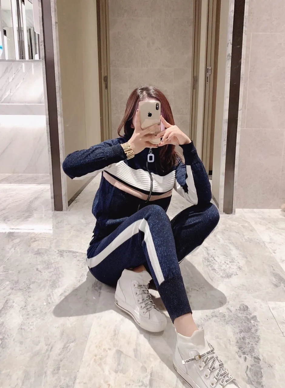 

Liangsi Sports Fashion Leisure Suit Hand Supply of Goods Baseball Uniform Leggings