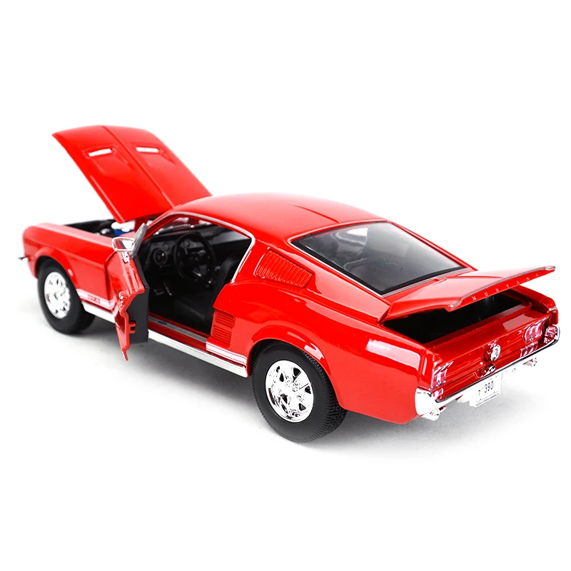Maisto 1:18 1967 Ford Mustang GTA Фастбэк спортивный автомобиль статического моделирования