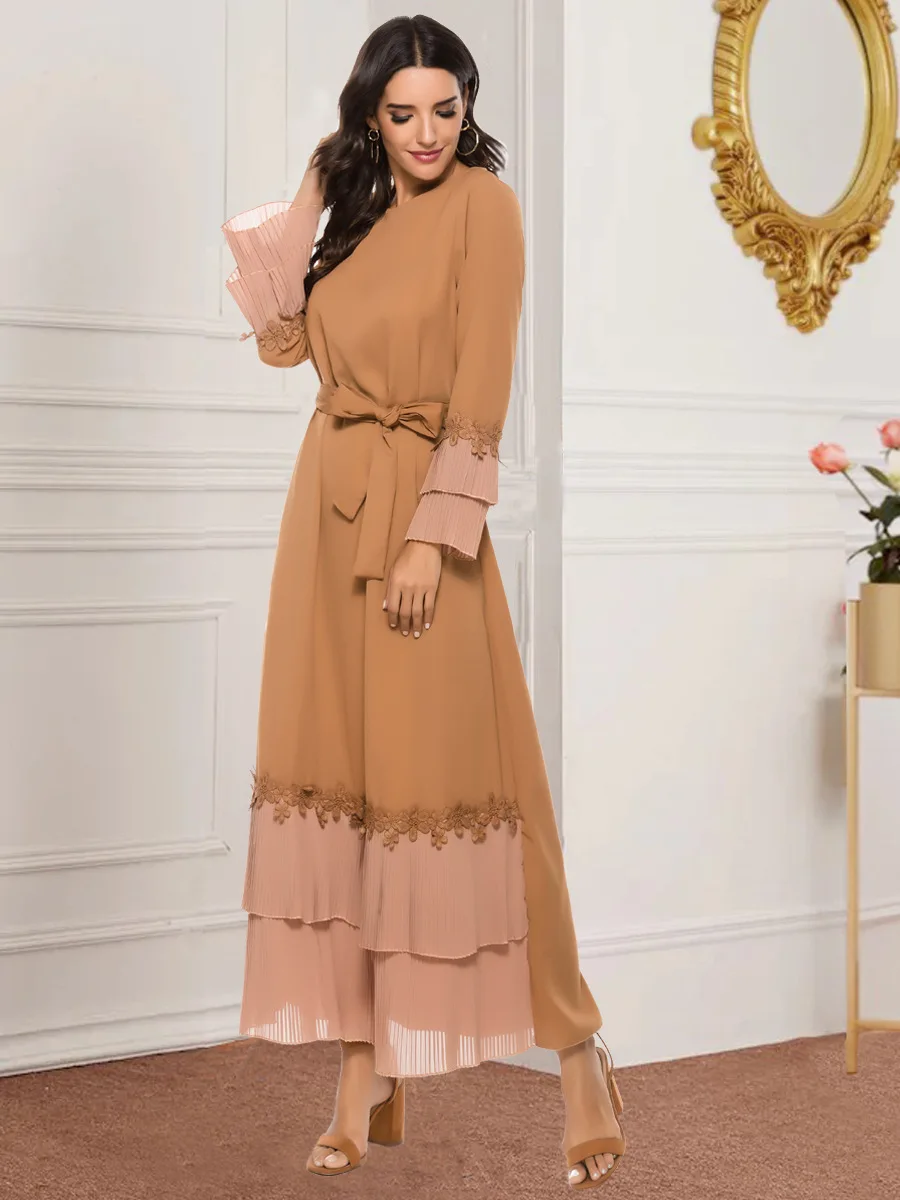 12440237637_244603504