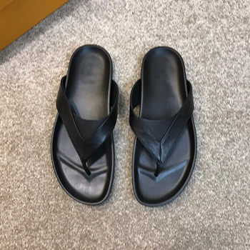 

Top Quality Men's Slippers Genuine Leather Comfortable Shoes New Fashion Designer Flip Flops Summer Hot Sell Male Shoes size3845