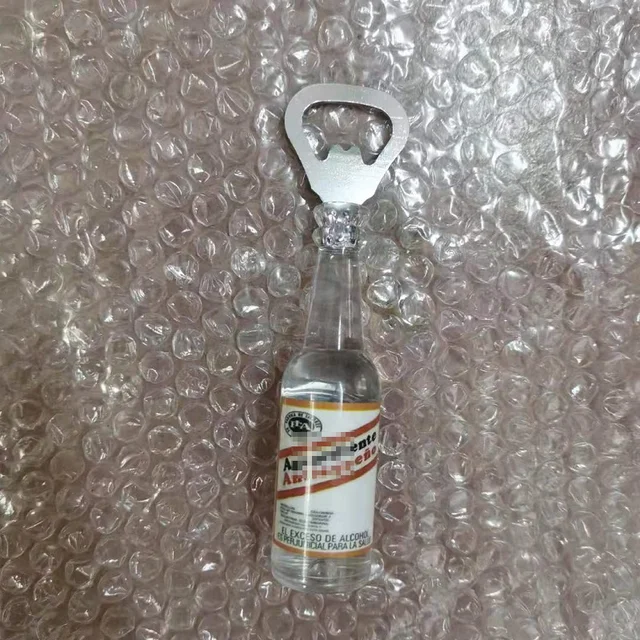 Creative Simulation Beer Bottle Opener Multifunctional Magnetic Refrigerator Magnet Bottle Bar Decoration Kitchen Gadgets M
