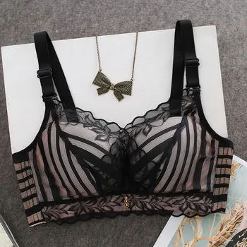 

Women Sexy Bra Gathered Wire Free Push Up Bras Cross Lace Bras Underwear Prominent Body Curve Beautiful And Fashionable