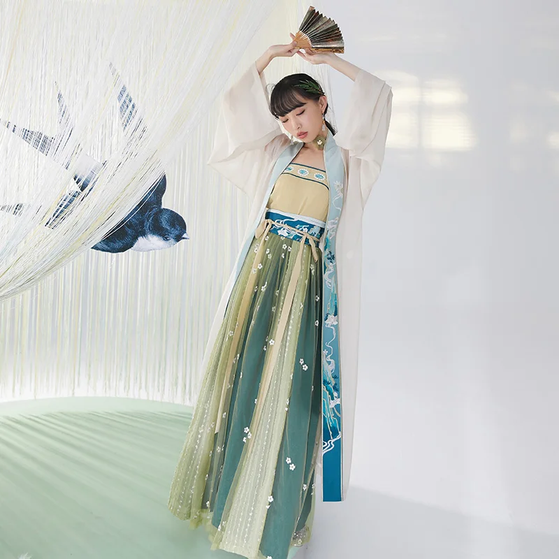 

thirteen little cardamom [Jinbi landscape] embroidered straight neck cardigan pleated skirt embroidered Hanfu women