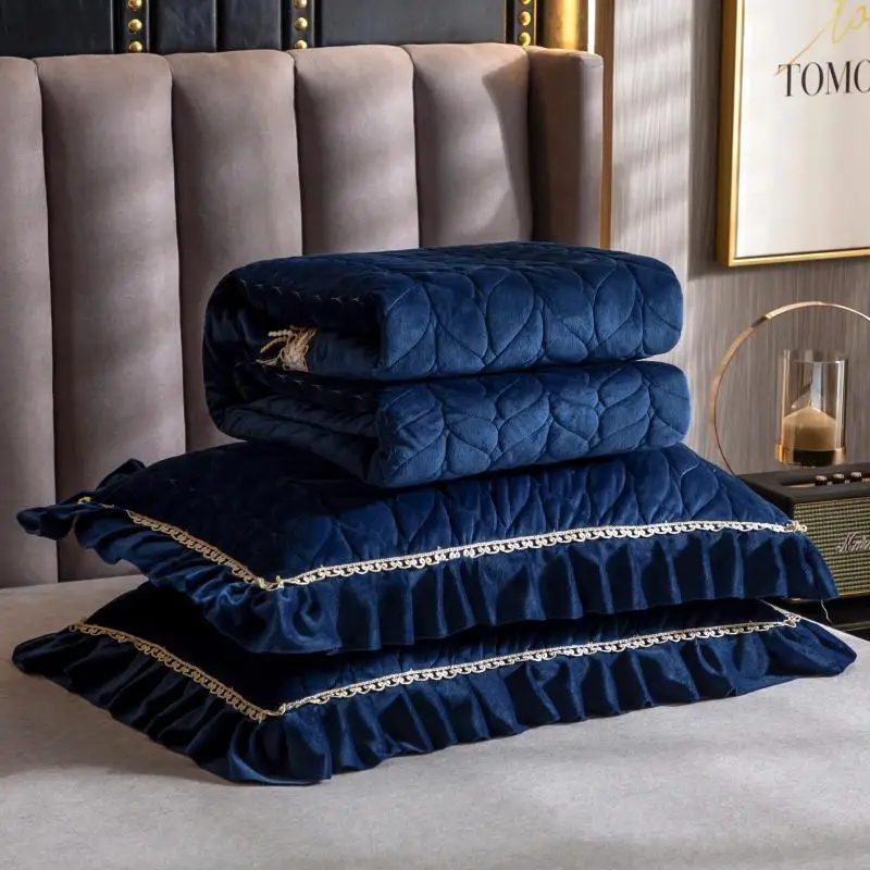 1 шт покрывало для кровати+ 2 шт наволочки теплый зимний комплект постельного белья уплотненное покрывало для кровати покрывало с кристаллами бархатное покрывало с кружевным краем одеяло голубое