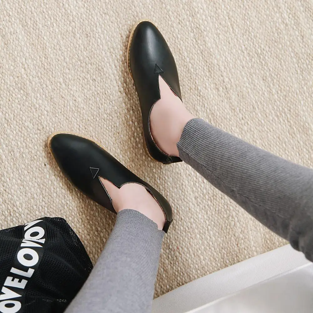 Новое поступление nueva moda de boca profunda zapatos de tacón bajo zapatos de mujer de talla grande cómodos zapatos casuales salvajes