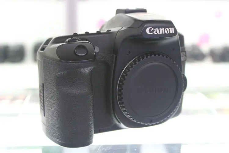 USED Canon EOS 40D 10.1MP Digital SLR Camera (Body Only)