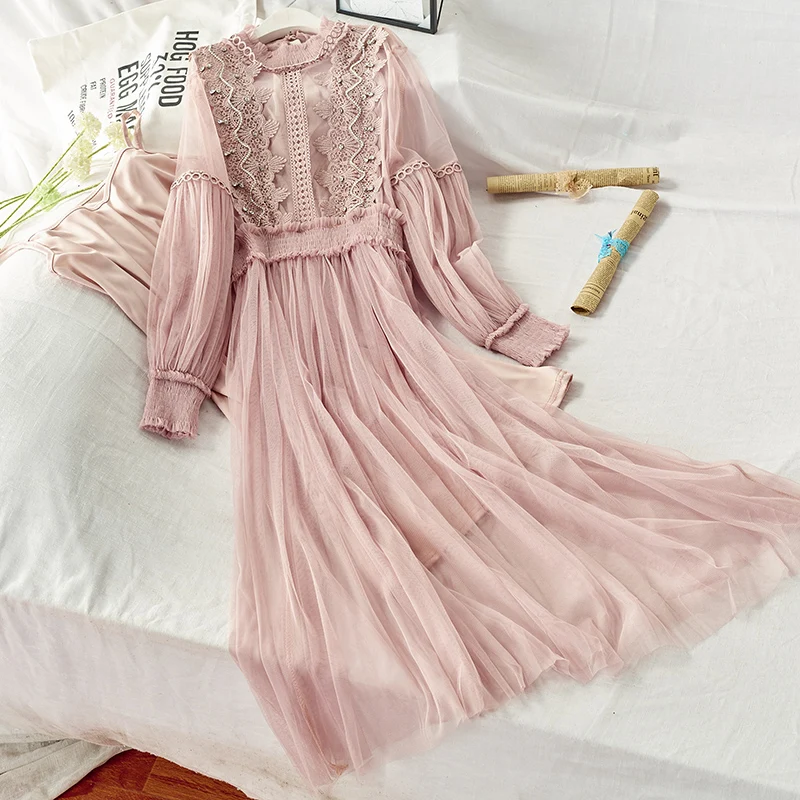 Женское кружевное платье с отделкой бисером элегантное Сетчатое до середины