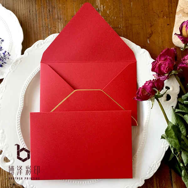 Рисунок 4 - Винтажный конверт из красной бумаги