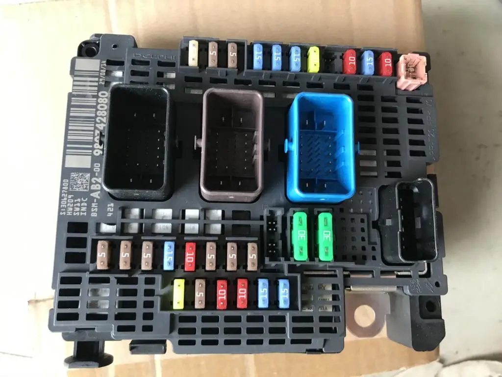 Original fuse box body computer body control unit control module 9807428080 for Peugeot 508 Citroen DS4 C4