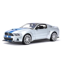 Maisto 1:24 2014 Ford Mustang Street Racer Sports Car Static Die Cast Vehicles Collectible Model Car Toys 1