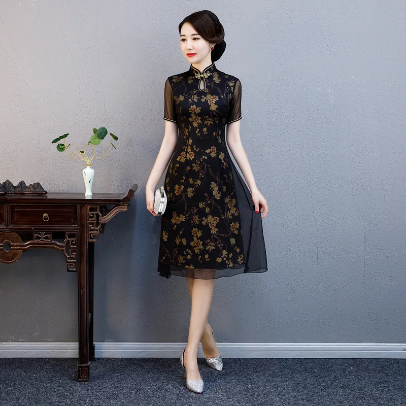 Black Улучшенные Qipao весна лето Ретро женские длинные шелковые Повседневные платья Чонсам выдалбливают 3XL 4XL красный - Цвет: Black