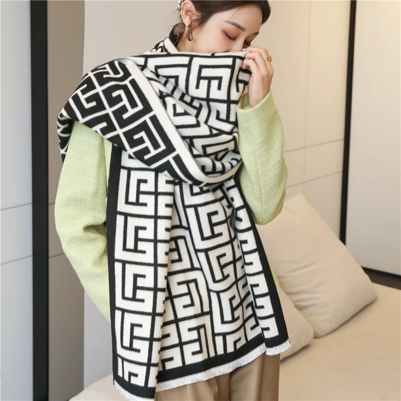 Winter Scarf Luxury Brand Women Cashmere Wraps 2022 Striped Print Pashmina Shawls Warm Blanket for Lady Thick Bufanda