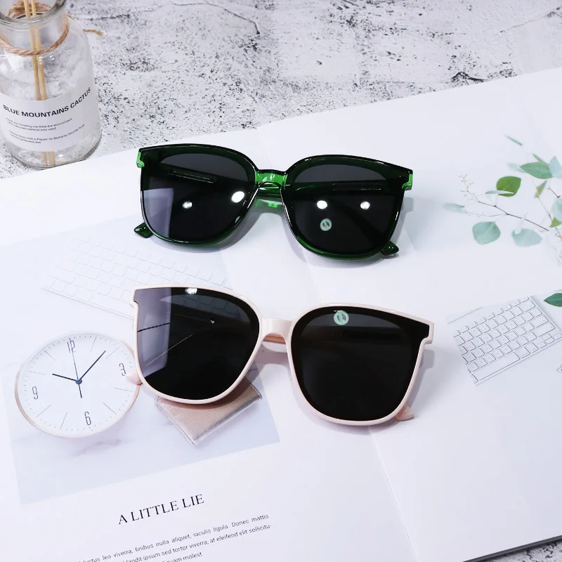 Zhou Yangqing Celebrity Style White Box Sunglasses Women's Fashion round Face Big South Korea Online Star B |