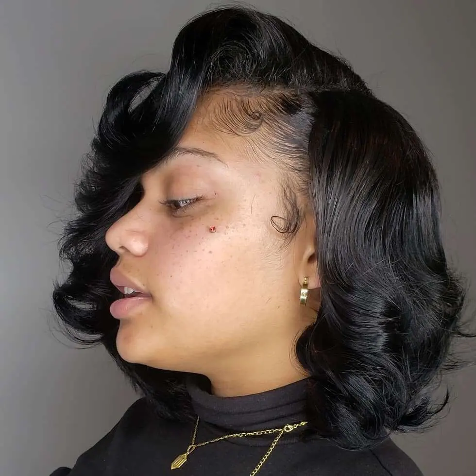 Peruvian Loose Wave Curly Human Hair Frontal Wig photo review