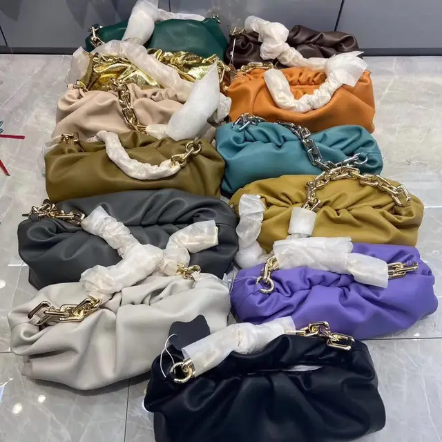 2020 New Fashion Women Genuine Leather Handbag High Quality Thick Metal Chain Cloud Dumplings Clutch Bag Female Shoulde Bags 6