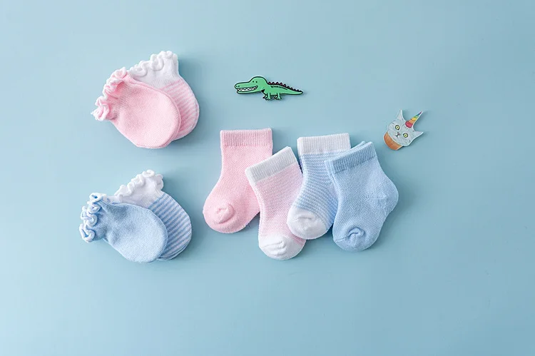 4 пары детских носков для новорожденных, дышащие эластичные перчатки с защитой от царапин, подарок для душа