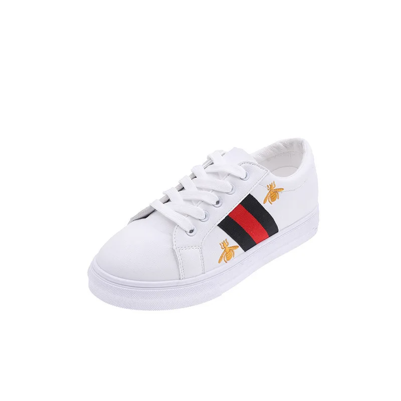White Shoes Белые туфли; Новинка года; женские стильные дышащие Тапочки с вышивкой пчелы; элегантные красные Тапочки на мягкой подошве в западном стиле; Sk - Цвет: White Shoes