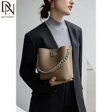 

DN Vintage Tote Bags Women's Small Square Chain Handbags for Ladies 2021 New Simplicity Commute Designer Underarm Shoulder Purse