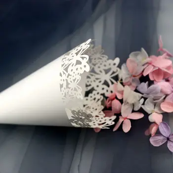 

50pcs DIY Laser Cut Hollow Butterfly Laying Petal Candy Wedding Party Favors Confetti Cones Paper Decoration Supplies Gift