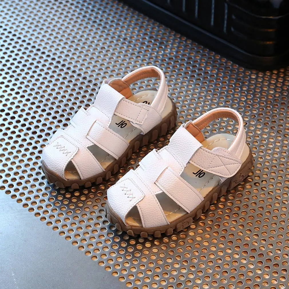 

Summer new children's Korean version of the boy's sandals children's baby beach shoes