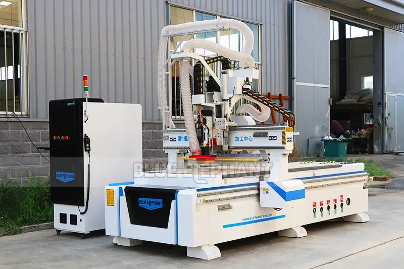 Синий слон CNC станок с функцией автоматической смены инструмента CNC маршрутизатор 1325 Горячая автоматическая смена инструмента CNC фрезерный станок с серводвигателем
