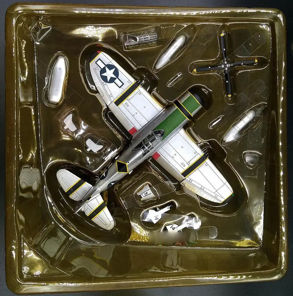 Дракон Второй мировой войны P-47D RAZORBACK 1/72 Готовая модель вертолета ограниченная w/сцена