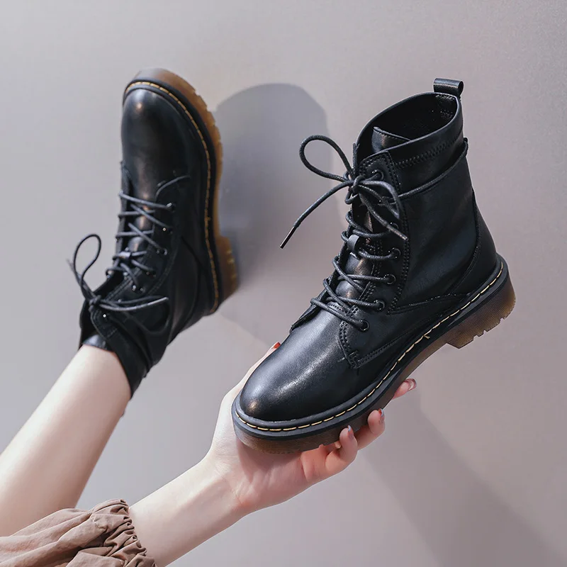 Big yards for women's shoes Fashion 2020 Autumn new thin lace-up motorcycle small boot rider eight hole boots