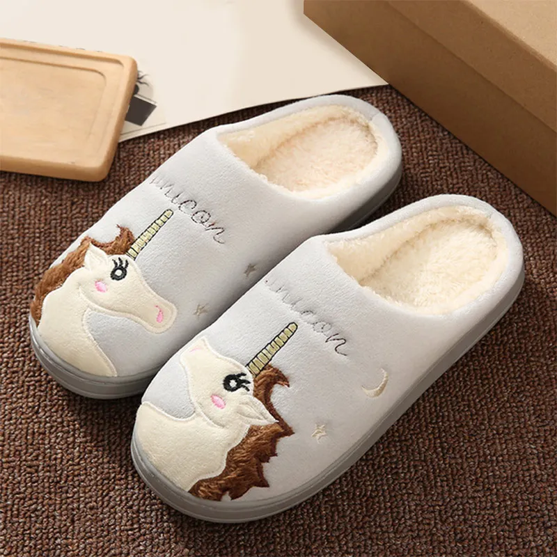 White Grey Женские зимние замшевые домашние тапочки; женская короткая плюшевая теплая обувь на плоской подошве; женская Повседневная Удобная домашняя обувь с героями мультфильмов; Новинка - Цвет: White Grey