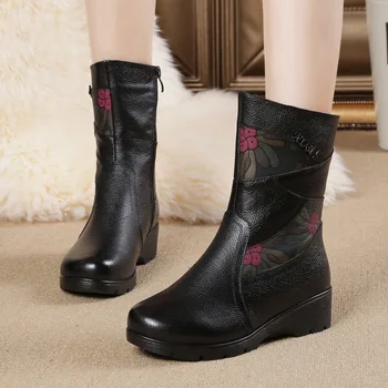 

Europe and America new mother cotton shoes flat shoes slope heel medium tube leather women's boots warm Martin boots