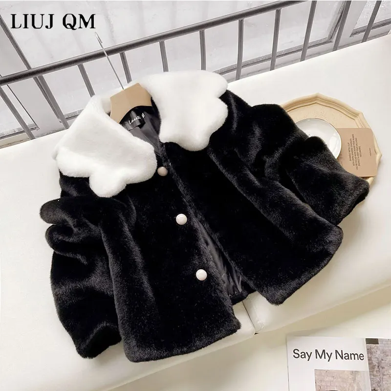 

2020 Winter Clothing Women Parka Fashion Short Jacket Coat Lotus Leaf Collar Faux Fur Coat Thick Soft Fur Jacket Warm Overcoat