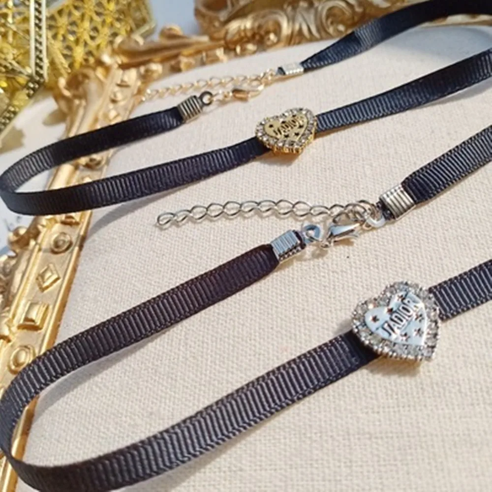 Harajuku Rhinestone Peach Heart Letter Black Choker Collar Necklace for Women Fashion Love Clavicle Chain Choker Necklace Jewler