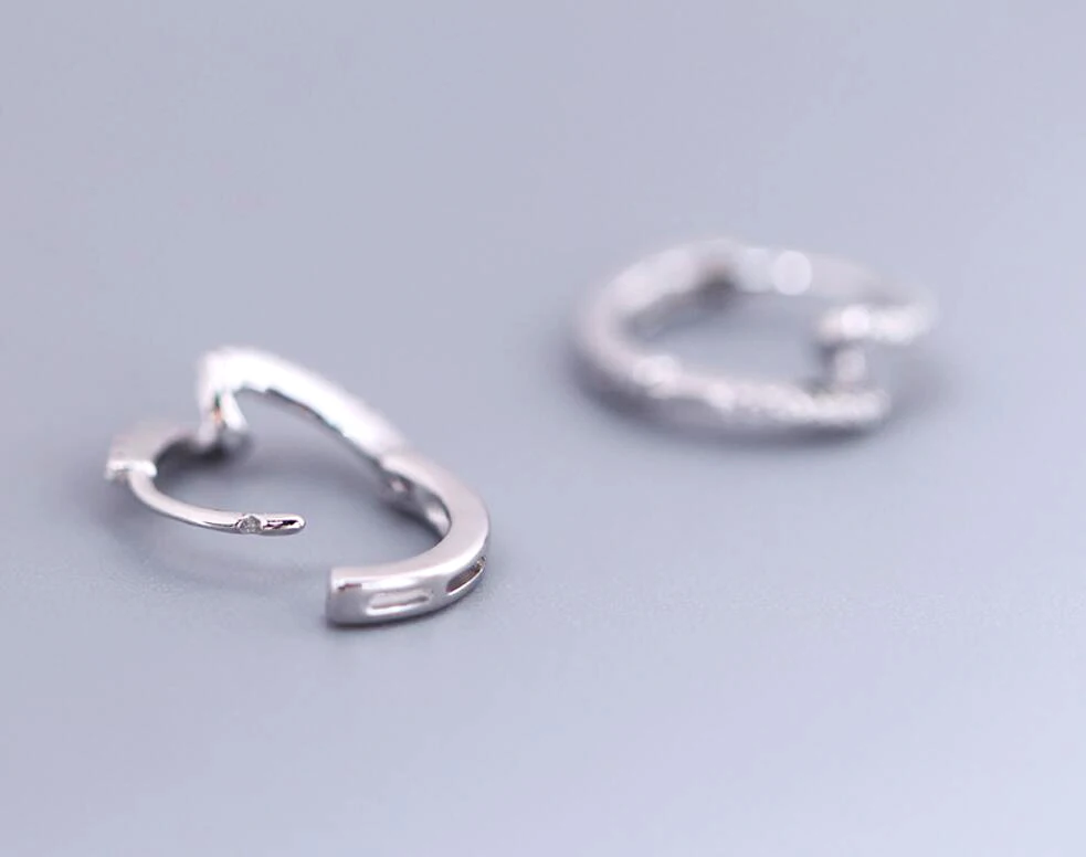 Серебро 925 пробы Twist CZ Line Huggie Hoop серьги женские A1215