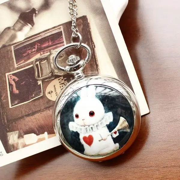 

Fashion Luxury Style Men and Women Pocket Watch Necklace Quartz Stainless Steel Pocket Watch Silver Fashion Rabbit Reloj Mujer