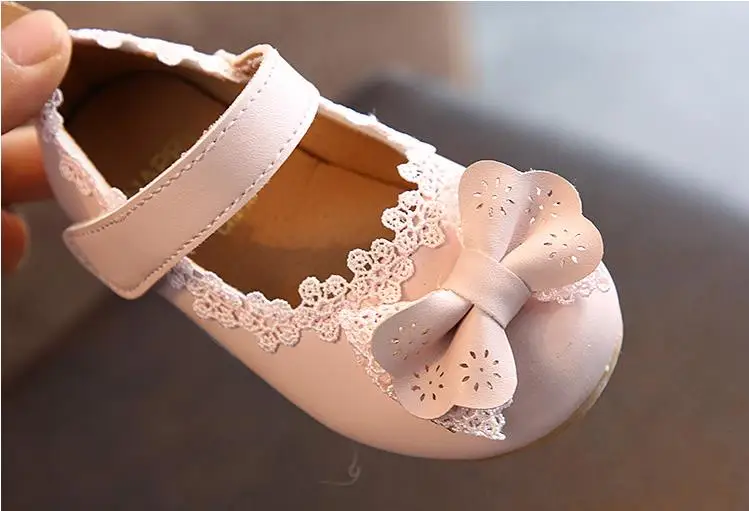 Новинка; кружевная детская кожаная обувь принцессы; сандалии с бантом из искусственной кожи для девочек; вечерние туфли для девочек; обувь для вечеринок